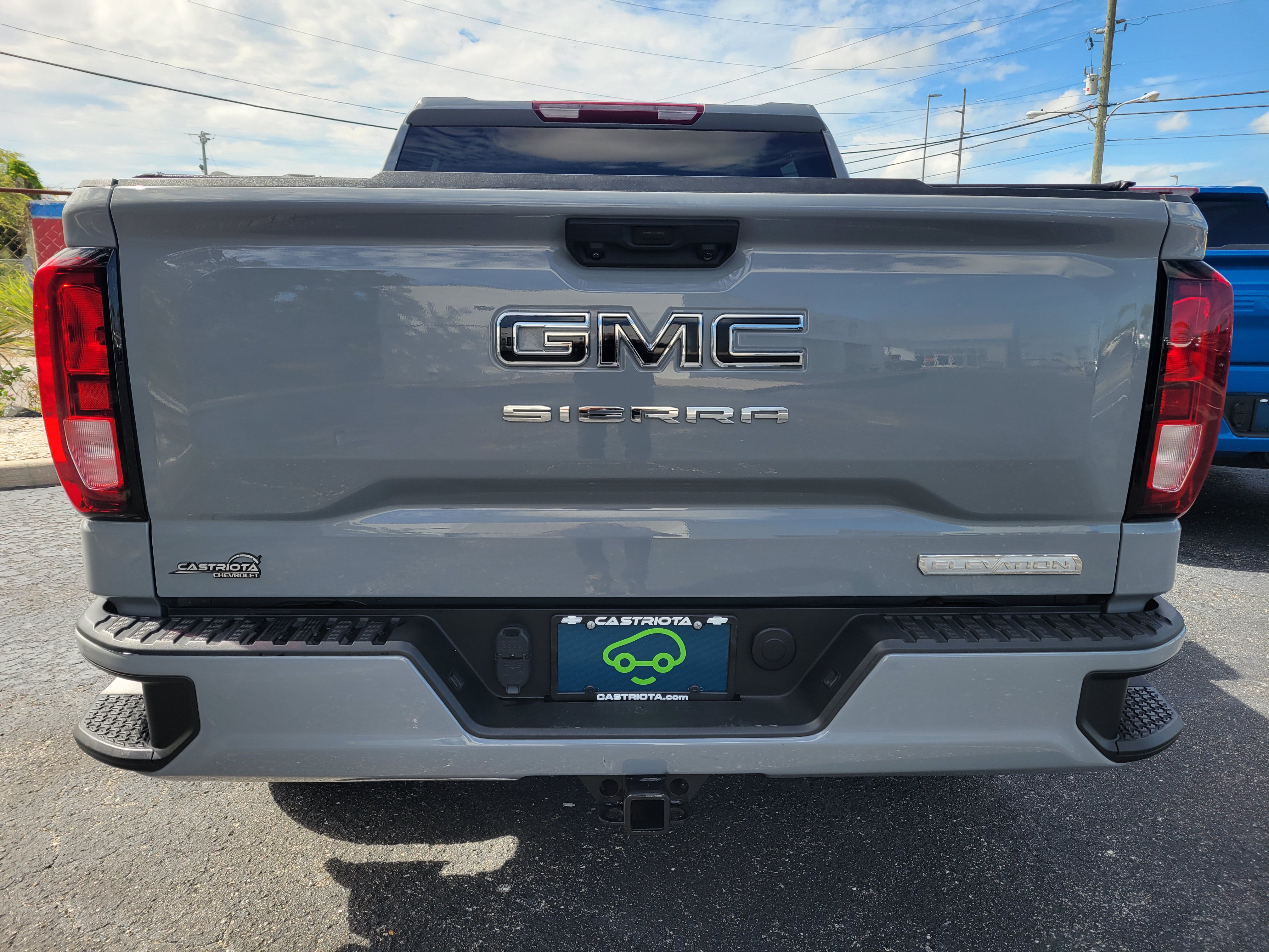 Certified 2024 GMC Sierra 1500 Elevation w/ LPO, Elevation Black Package AWD/4WD image 6