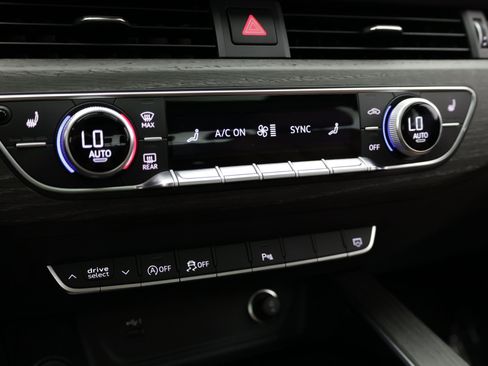 Used 2023 Audi A4 2.0T Premium w/ Convenience Package AWD/4WD image 23