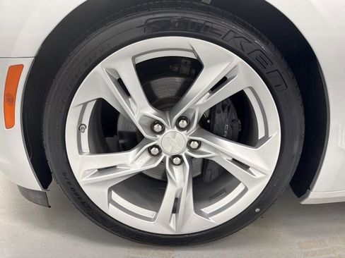 Used 2019 Chevrolet Camaro SS image 35