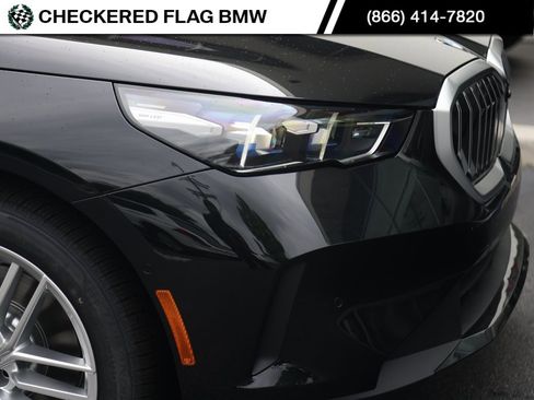 Certified 2024 BMW 530i xDrive w/ Premium Package image 3