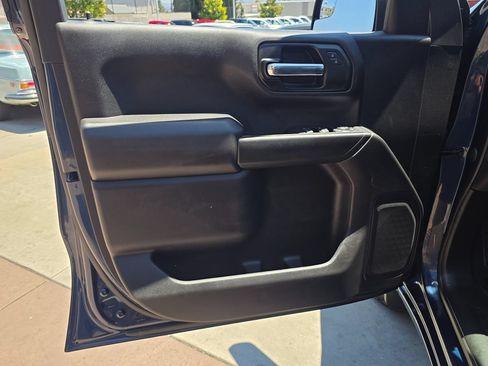 Used 2021 Chevrolet Silverado 1500 Custom AWD/4WD image 26
