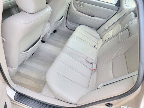 Used 2003 Toyota Avalon XLS FWD image 21