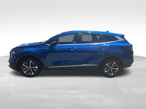 Used 2023 Kia Sportage EX FWD image 4