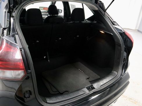 Certified 2023 Nissan Kicks SR image 13