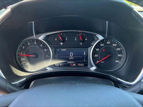 Used 2020 Chevrolet Equinox LT AWD/4WD image 13