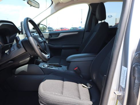 Used 2024 Ford Escape Active AWD/4WD image 9