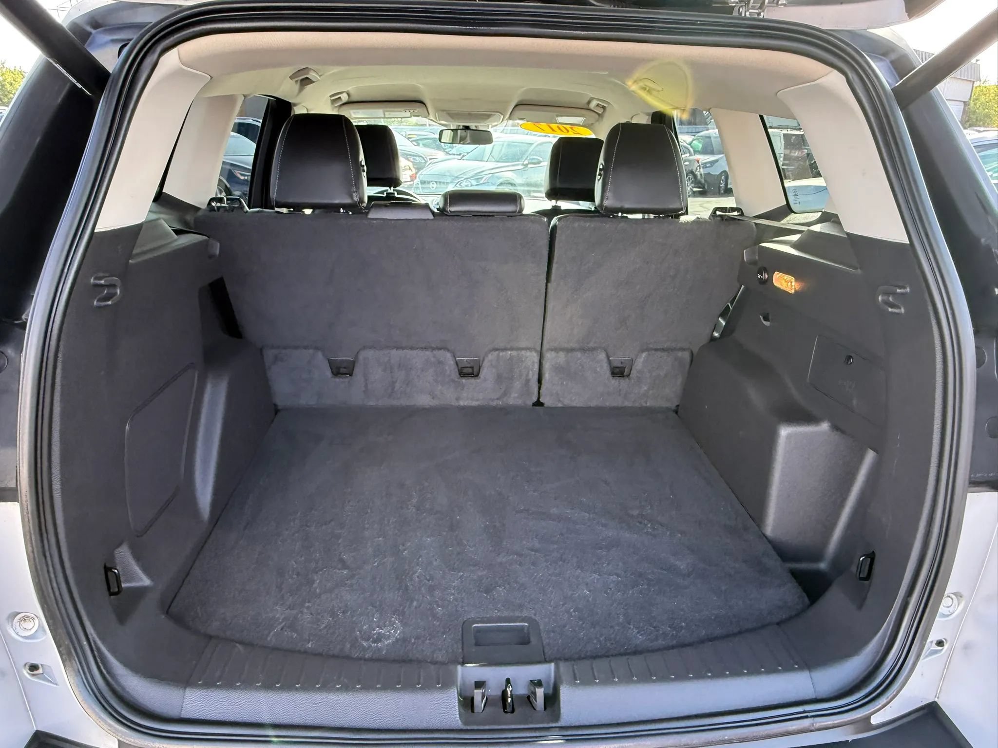 Used 2017 Ford Escape Titanium FWD image 38