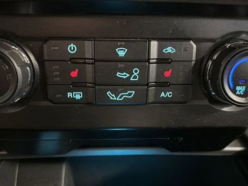 Used 2018 Ford F150 XLT w/ Equipment Group 302A Luxury AWD/4WD image 27