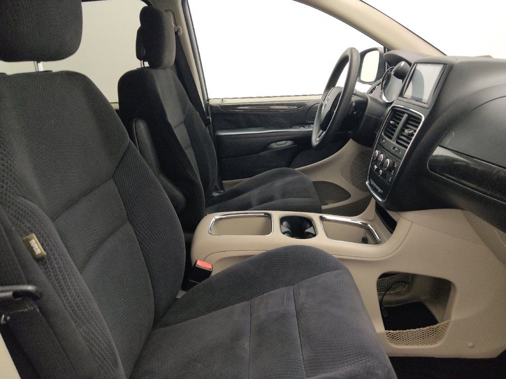 Used 2014 Dodge Grand Caravan SXT FWD image 21