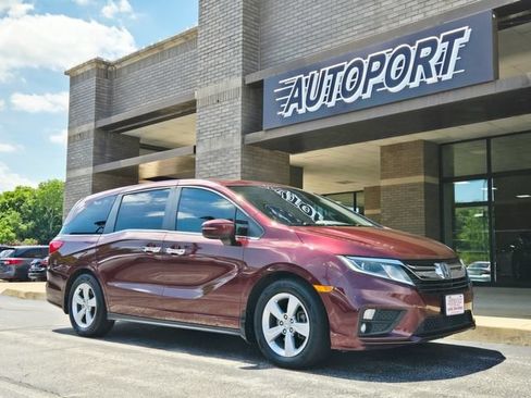 Used 2019 Honda Odyssey EX image 1