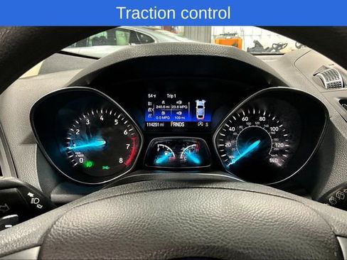 Used 2017 Ford Escape SE w/ Equipment Group 201A image 17