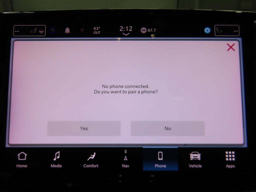 Used 2024 Chrysler Pacifica Limited FWD image 21
