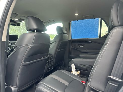 Used 2023 Honda Pilot EX-L image 7