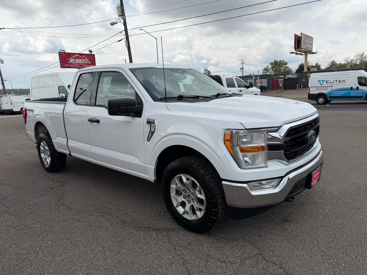 Used 2022 Ford F150 XLT w/ Equipment Group 301A Mid AWD/4WD image 2