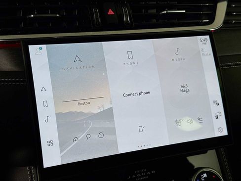 Used 2025 Jaguar F-PACE R-Dynamic S image 13