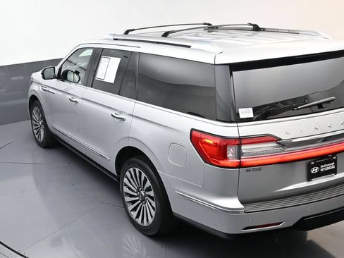 Used 2019 Lincoln Navigator Reserve AWD/4WD image 22