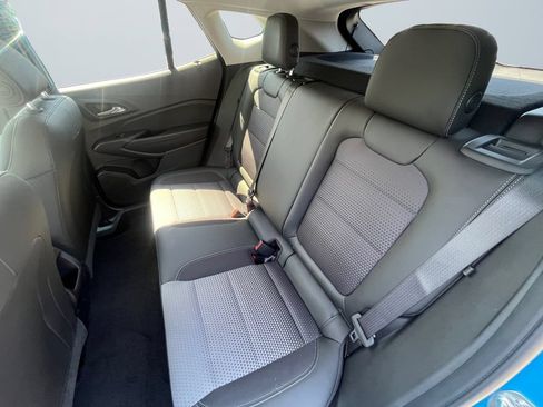 Used 2025 Chevrolet Trax LT w/ Driver Confidence Package FWD image 13