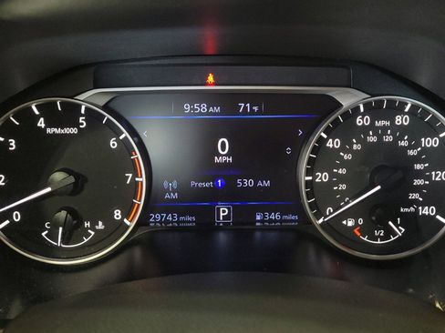 Used 2025 Nissan Altima 2.5 SV FWD image 23