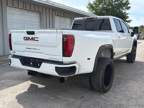 Used 2025 GMC Sierra 3500 Denali w/ Denali Reserve Package AWD/4WD image 5