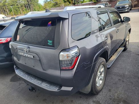 Used 2014 Toyota 4Runner SR5 image 5