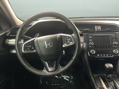 Used 2019 Honda Civic LX image 10