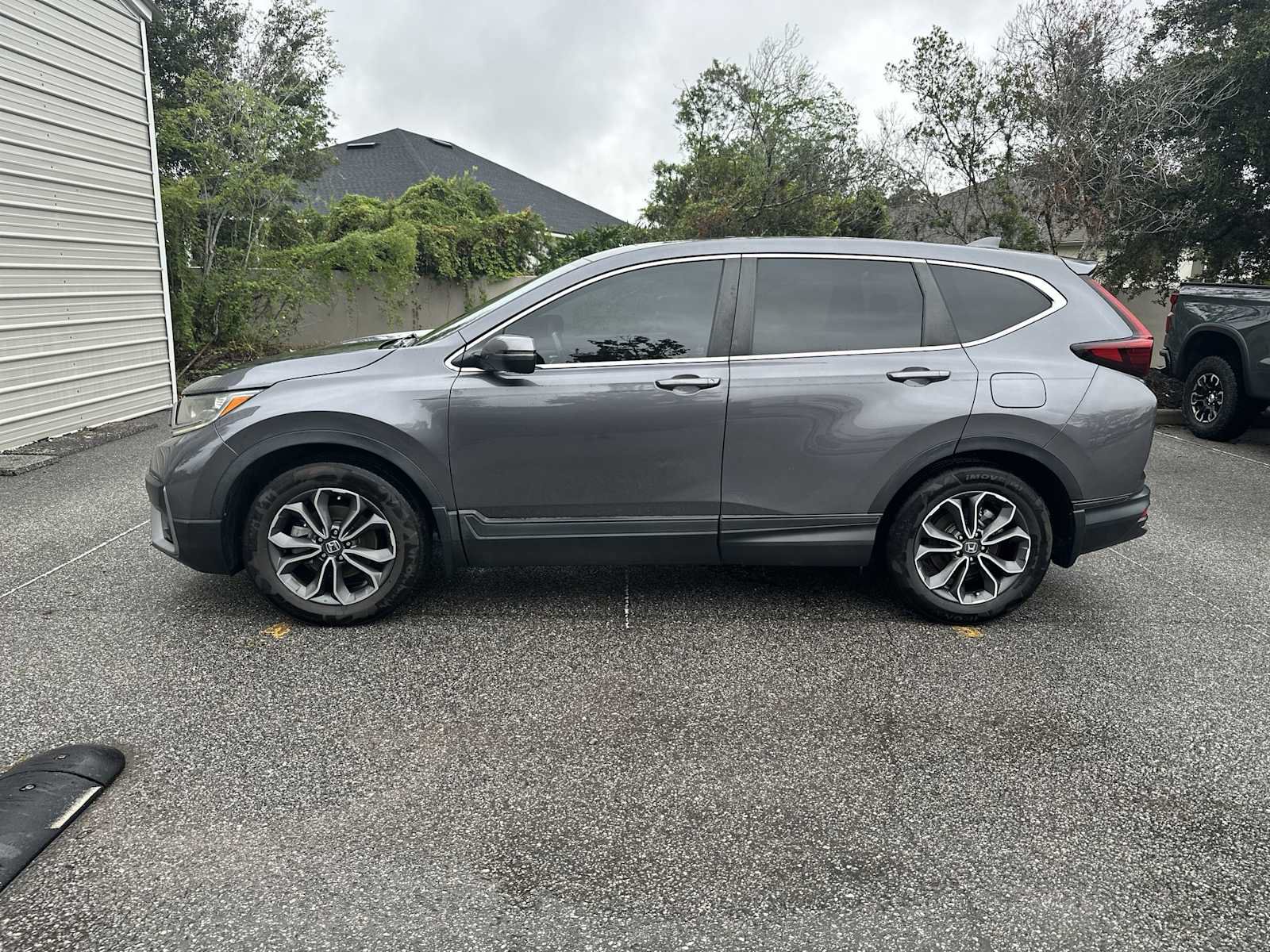 Used 2020 Honda CR-V EX-L image 3