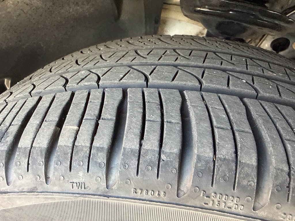 Certified 2026 Volkswagen Tiguan SE R-Line AWD/4WD image 29