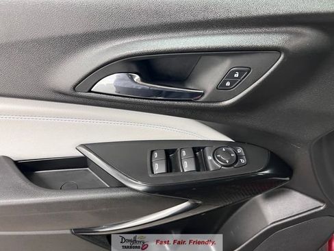 Used 2025 Chevrolet Trax LT image 26