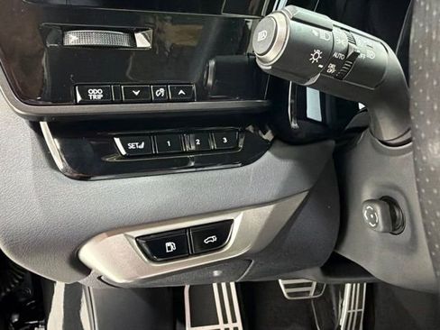 Used 2024 Lexus RX 500h F Sport w/ Convenience Package AWD/4WD image 12