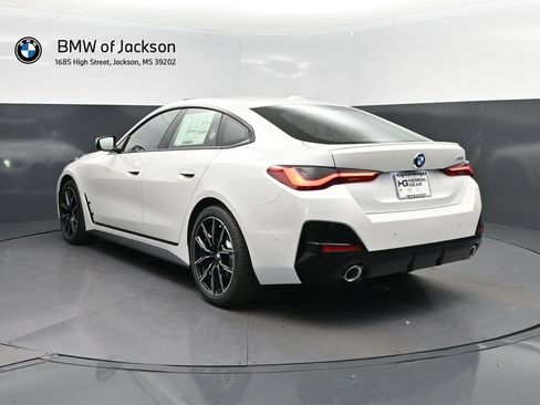 New 2026 BMW 430i w/ M Sport Package RWD image 5