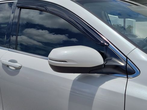 Used 2019 Honda CR-V EX image 8