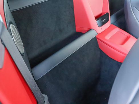 Used 2025 Aston Martin V8 Vantage Coupe image 53