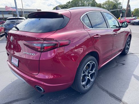 Used 2020 Alfa Romeo Stelvio Ti Lusso AWD/4WD image 14