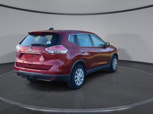 Used 2015 Nissan Rogue S FWD image 8