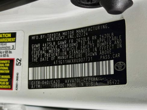 Used 2024 Toyota Camry SE FWD image 12