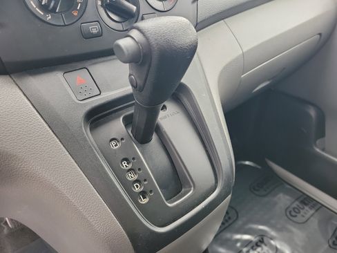 Used 2017 Nissan NV200 S image 24