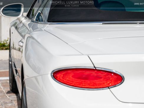 Used 2022 Bentley Continental GT image 46