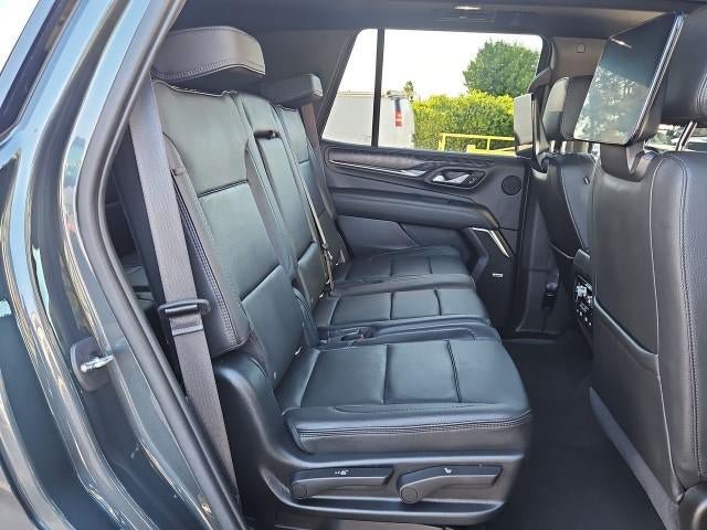 Used 2021 GMC Yukon Denali w/ Denali Premium Package RWD image 28