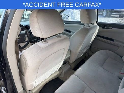 Used 2013 Chevrolet Impala LT w/ LT Sunroof Package image 19