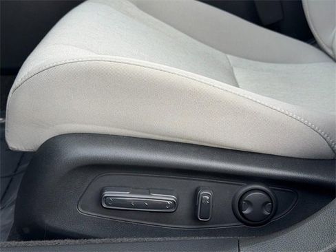 Certified 2025 Honda Accord SE image 17