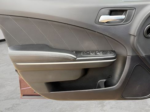 Used 2022 Dodge Charger SXT w/ Cold Weather Package image 25