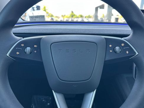 Used 2025 Tesla Model 3 Long Range RWD image 34