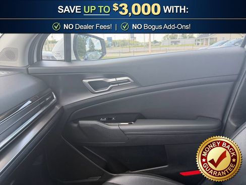 Used 2025 Kia Sportage EX FWD image 34