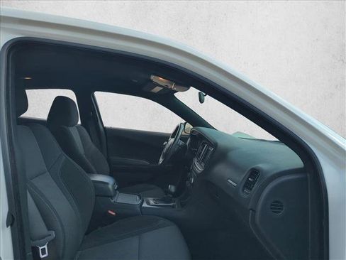 Used 2019 Dodge Charger SXT w/ Plus Group image 16