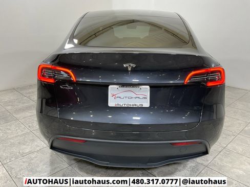 Used 2024 Tesla Model Y Long Range image 5