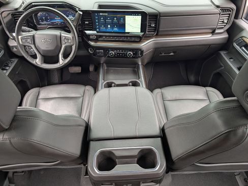 Used 2025 Chevrolet Silverado 2500 LT w/ Trail Boss Package AWD/4WD image 22