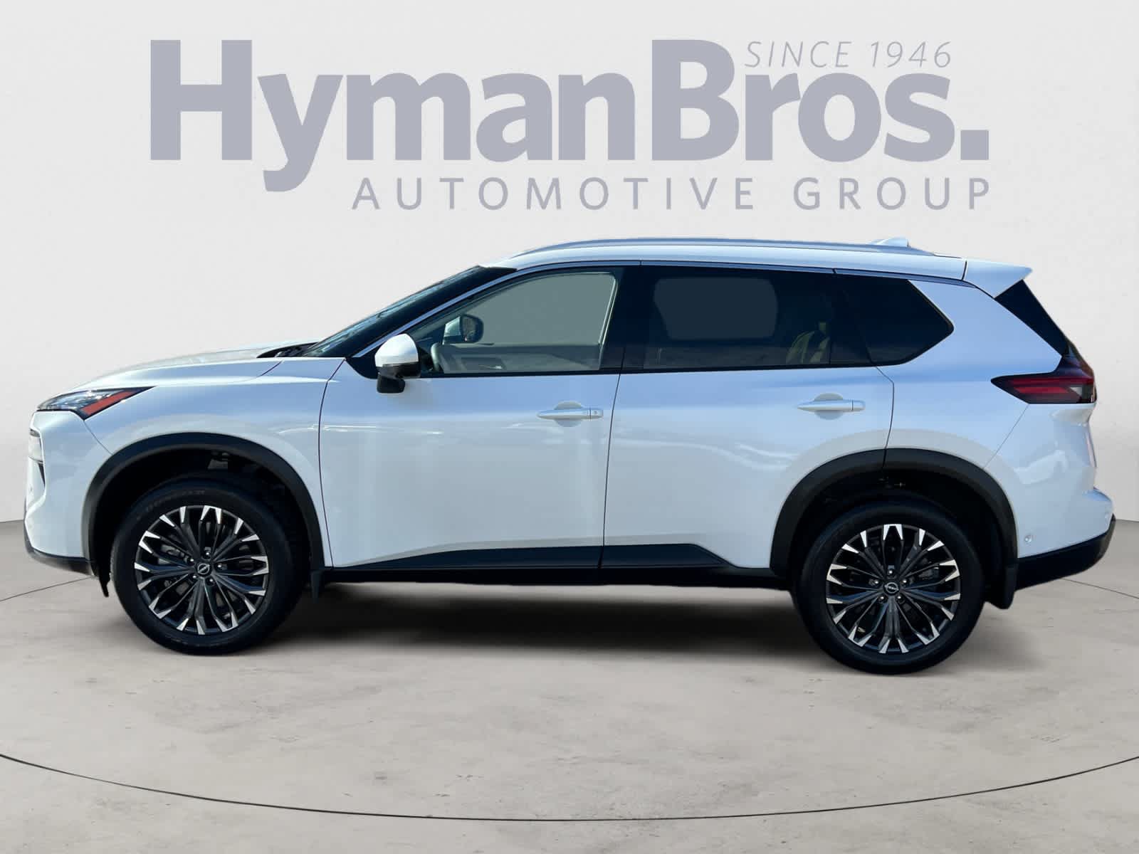 Certified 2025 Nissan Rogue SL w/ Tech Package AWD/4WD image 7