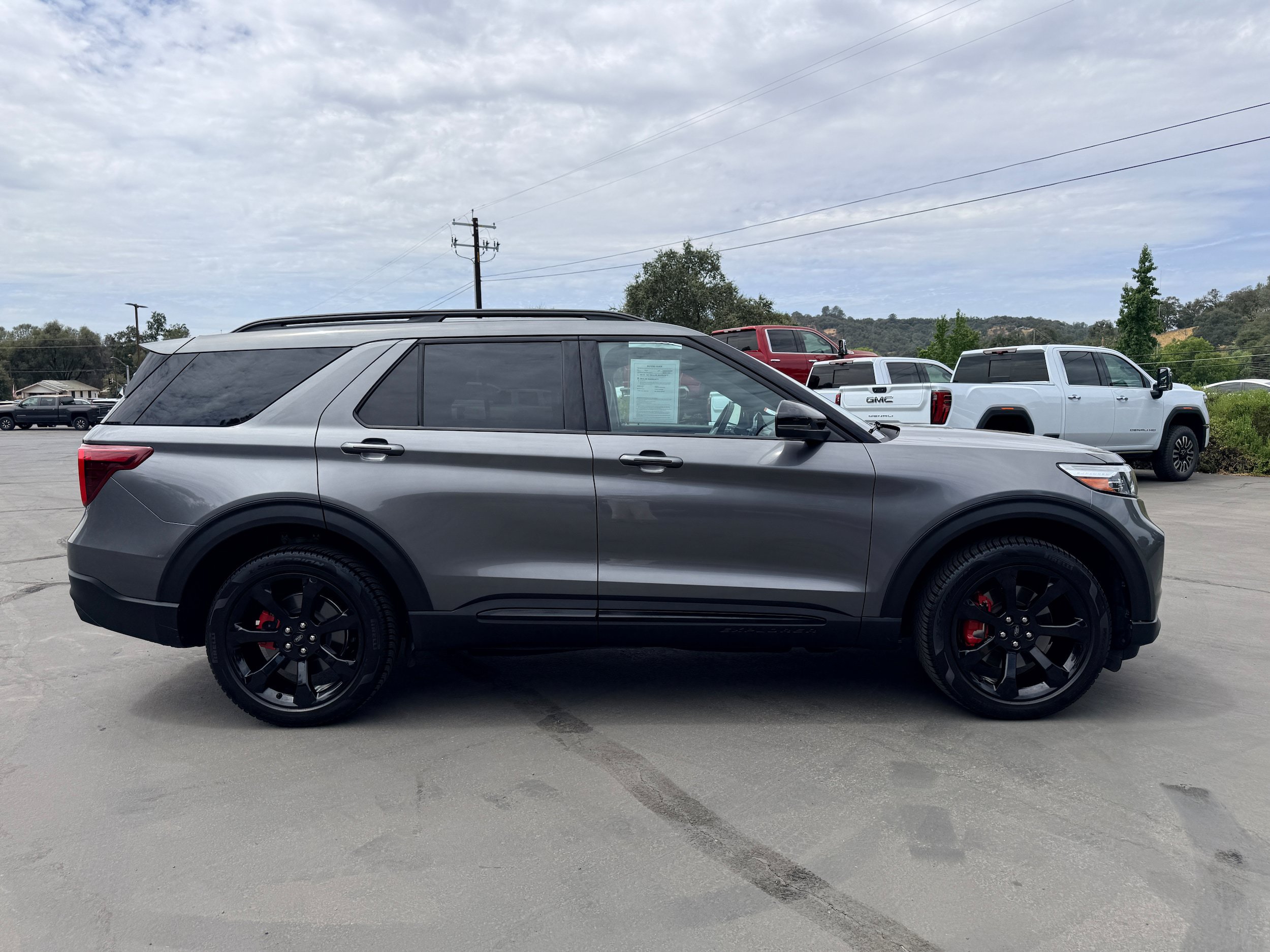 Used 2024 Ford Explorer ST w/ Equipment Group 401A AWD/4WD image 5