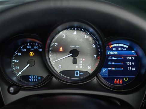 Certified 2025 Porsche Macan S AWD/4WD image 20