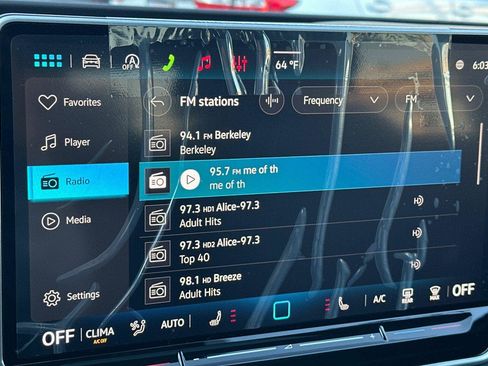 New 2026 Volkswagen Tiguan SE R-Line image 17